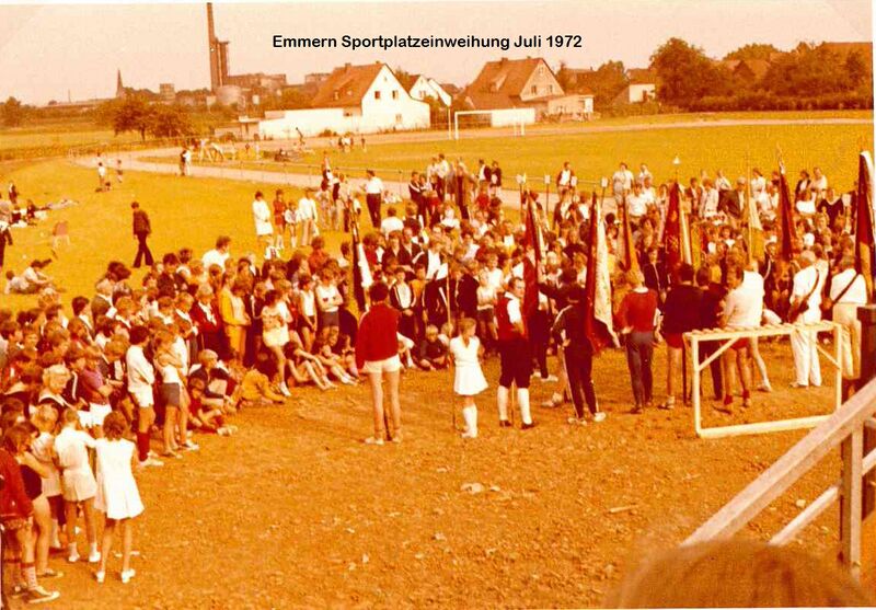 Datei:Emmern sportplatzeinweihung in emmern 15 16. juli1972.jpg